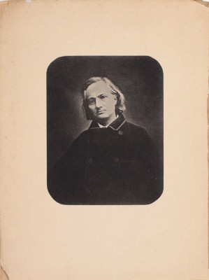 Бодлер Ш. Искания рая / Пер. В. Лихтенштадт. СПб.: Сириус, 1908.